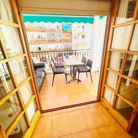 Centro Con Solarium טורמולינוס